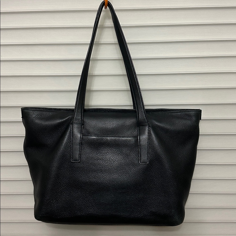 Tory Burch Black Pebbled Leather Meyers Tote with Gold Logo - Picture 3 of 12